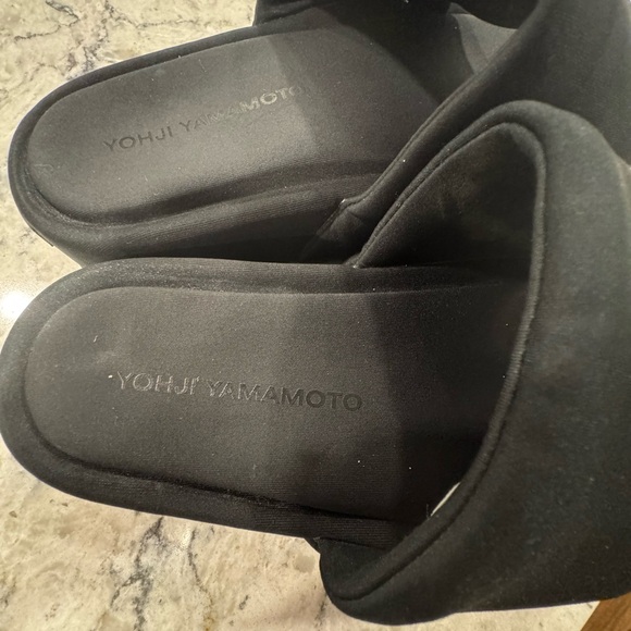 Adidas Y-3 Yohji Yamamoto Comfylette Puff Slide Black Women's Size 5 - Picture 3 of 10